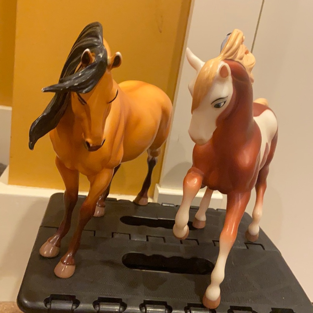 Breyer vintage rain and spirit